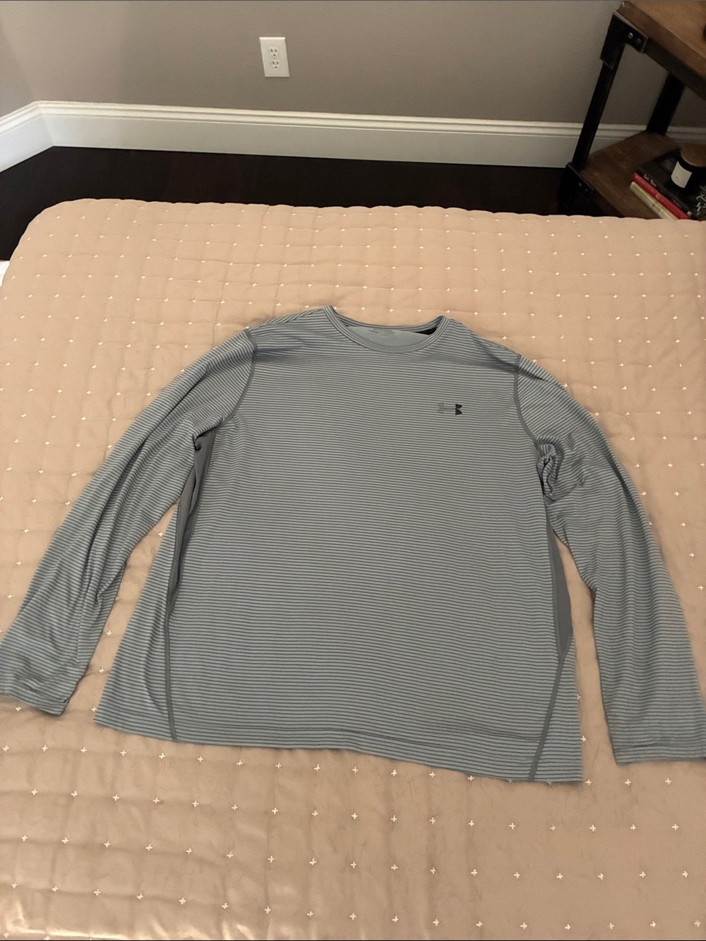 Under Armour Men's Gray Striped Long Sleeve Performance Tee